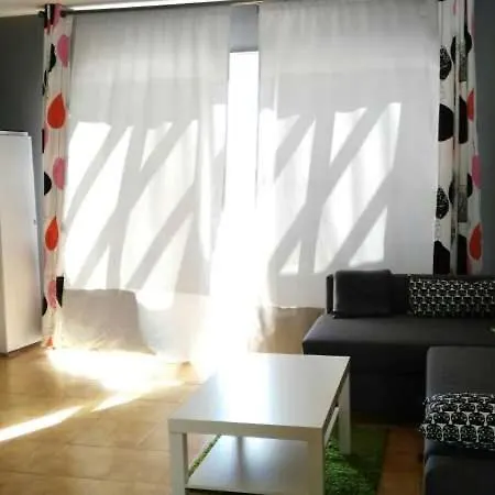 Sleeps 4 Pool Wifi T691569 Apartment