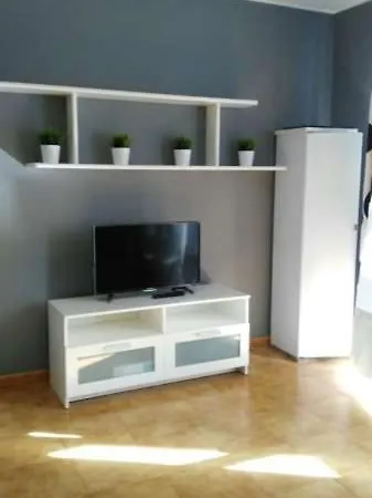 Apartment Sleeps 4 Pool Wifi T691569